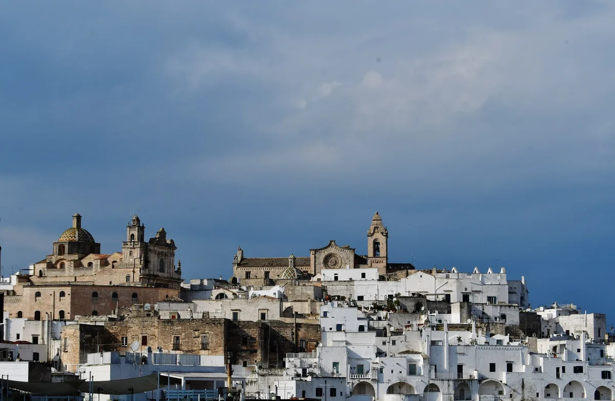 Guida quartiere per quartiere di Ostuni: dove dormire e mangiare