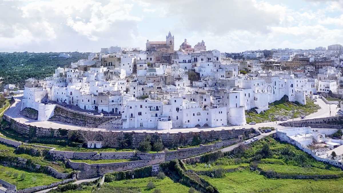 Ostuni agosto: la festa di Sant’Oronzo tra tradizione e spettacolo
