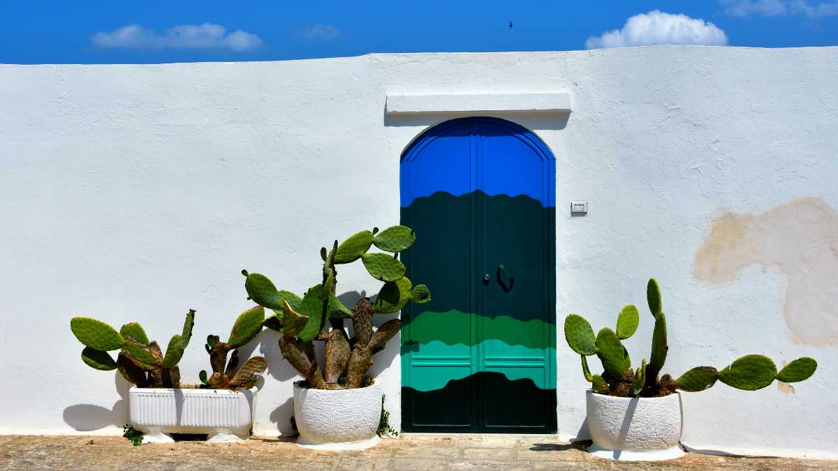 Ostuni con bambini: spiagge sabbiose e attività per famiglie